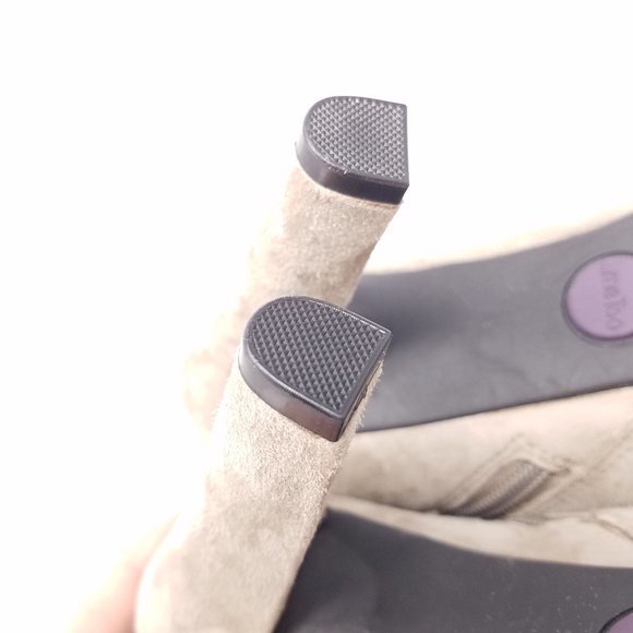 Me Too booties sandal "LASER tan suede‎ 6.5M - Picture 5 of 8